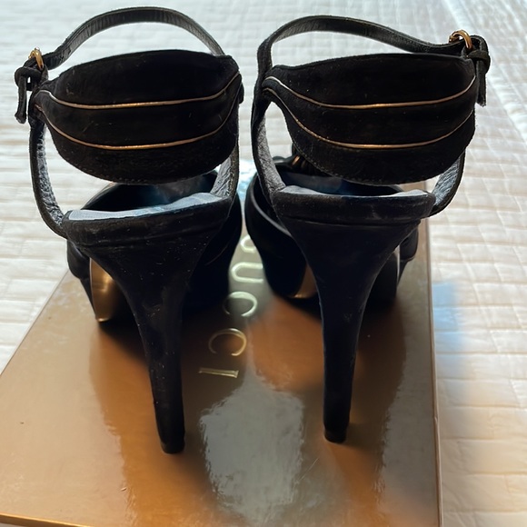 Gucci Authentic shoes, size 8 - Picture 5 of 7